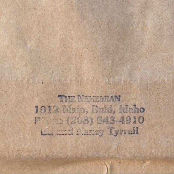 Vintage Framed Needlepoint Artwork Hummingbirds & Pink Cherry Blossoms - Picture 8 of 8